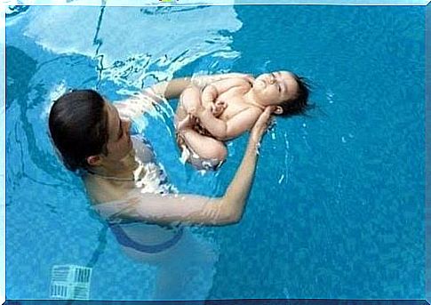 11 benefits of aquatic stimulation for babies