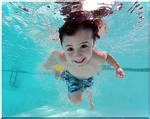 9 benefits of swimming for children