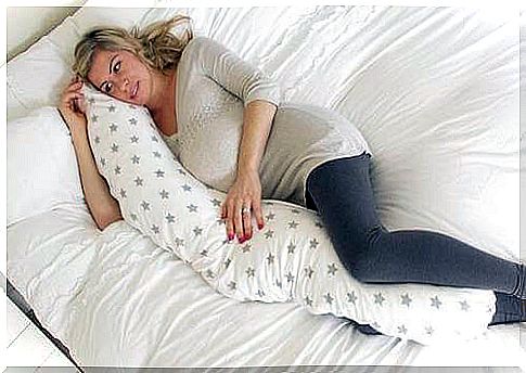 Benefits and uses of pregnancy pillows