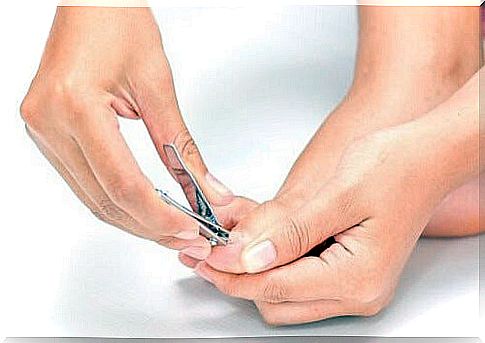 How to cure ingrown toenails?