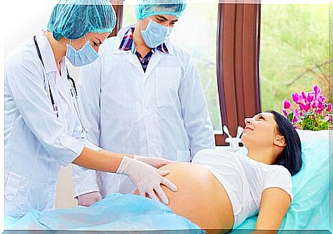 Today, the classic position of childbirth is not recommended for several reasons